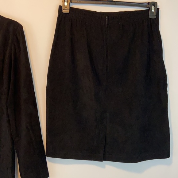 Worthington Black Faux Suede Skirt Set Size 10 - Picture 6 of 10